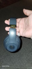 Beats Studio 3 black/gold slightly scratched, box and travel case w/ aux cord