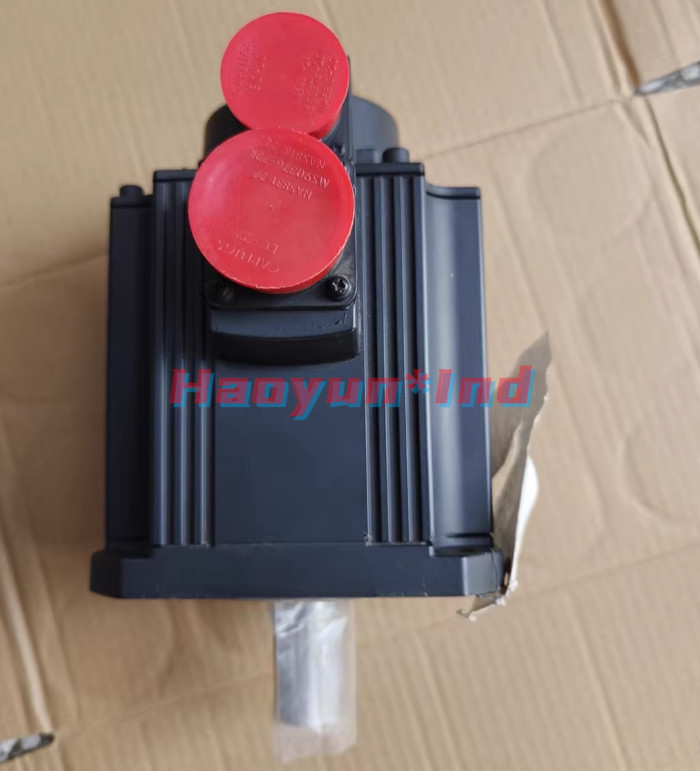 1 pcs New In Box MITSUBISHI HC-SFS152 AC Servo Motor free shipping
