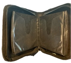 Case Logic CD DVD Storage Wallet Black Zip Carry Case 28 Disc Holder Organizer