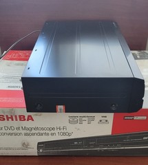 Toshiba D-VR7 HDMI 1080p Upscale DVD Recorder Dubbing VHS Player