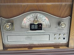 EMERSON NR303TT 4 IN 1 WOOD STEREO SYSTEM CD RADIO CASSETTE TURNTABLE WORKS
