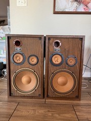 VINTAGE Pioneer Sonic Bass Reflector Speaker. 23x13x10 Read Description