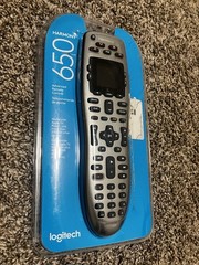 Logitech Harmony 650 Universal Color Screen Remote