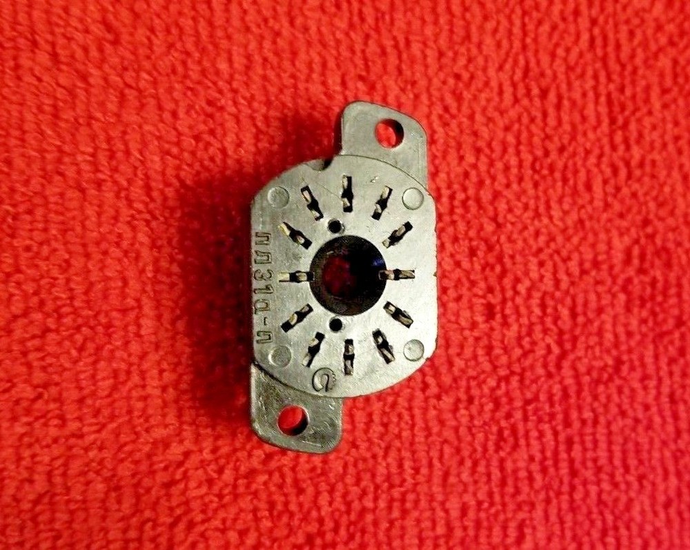 Socket for IN-12 / IN-12B / IN-15 / IV-22 Nixie VFD Tube Socket PL31A-P | USA