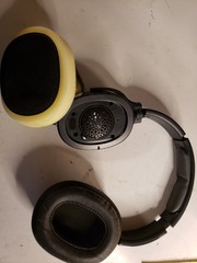 Skullcandy (BAD EARPAD) – Crusher Evo Over-the-Ear Wireless Headphones