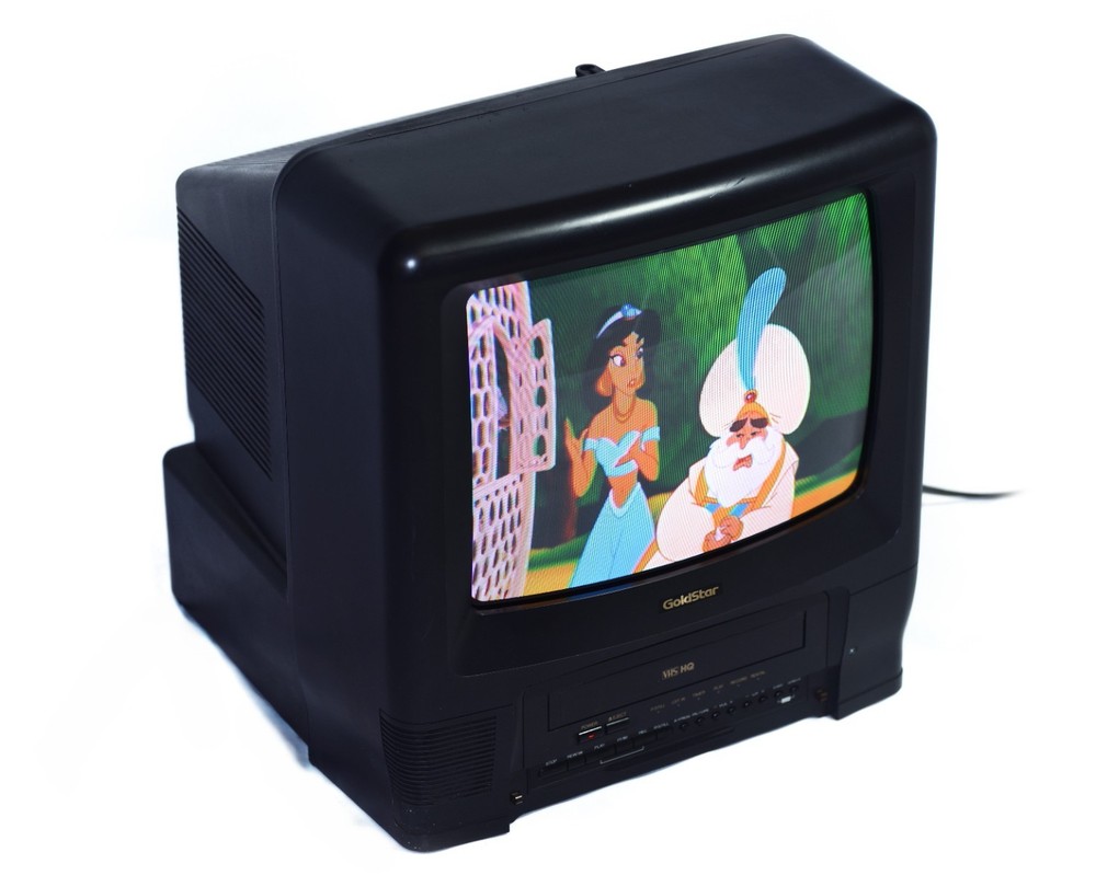 Goldstar GCV 1324M 13 CRT TV VCR Combo Retro Gaming VHS Player Tested Works Rare