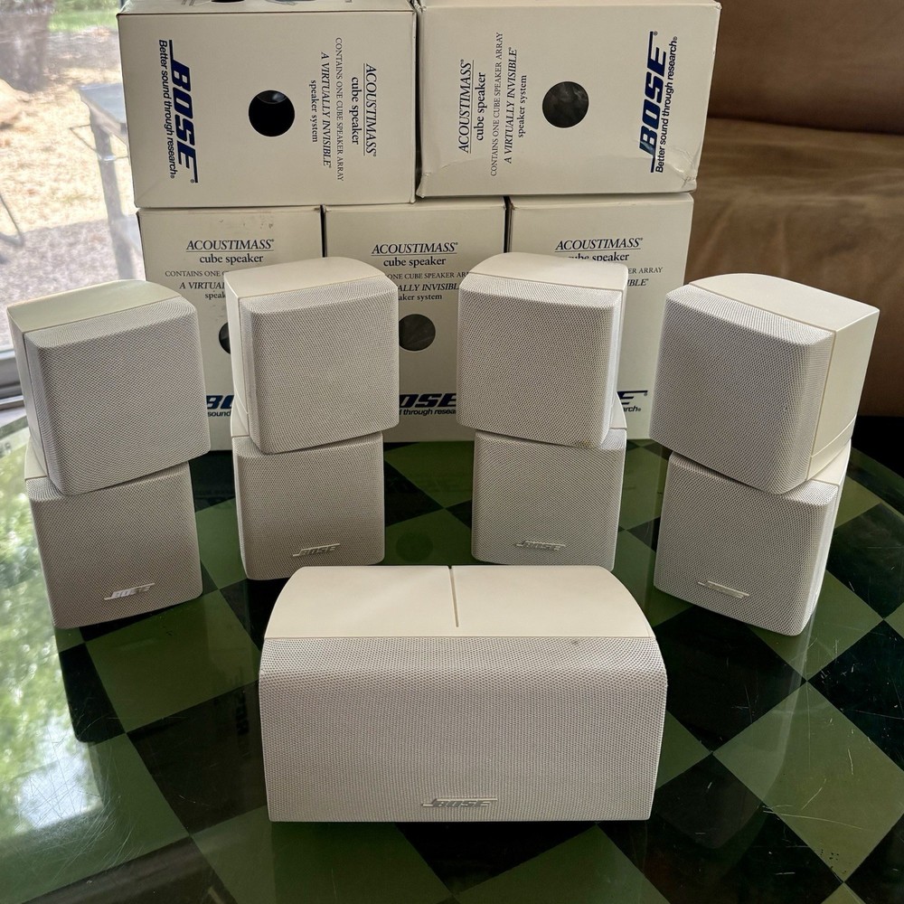 5 Bose Double Cube Speakers 1 Center and 4 Surround White Very Good Condition