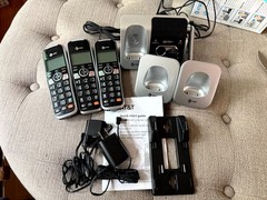 AT&T BL102-3 DECT 6.0 3-Handset Cordless Phone, Caller ID, Answer Machine