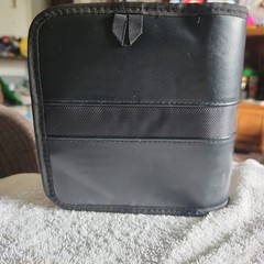 CD DVD Carry Storage Binder Holds 28 Case Logic Black Nylon Travel Case-28