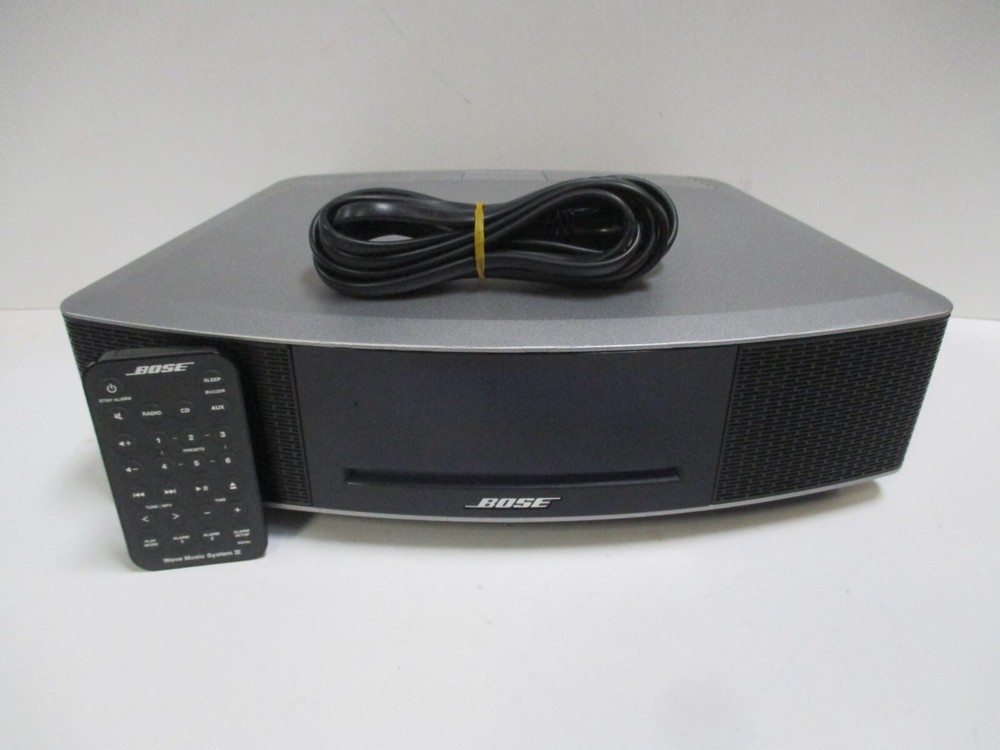 Bose Wave Music IV System RADIO -FM AM _CD – Platinum Silver work great