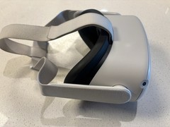 ***Excellent*** Meta Oculus Quest 2 128GB VR Headset W/Controllers