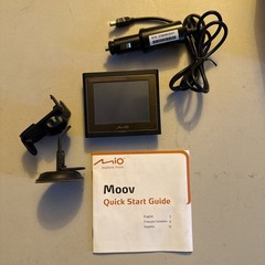 Mio Moov 200 GPS United States Portable GPS Navigation With Spoken Streets/Used