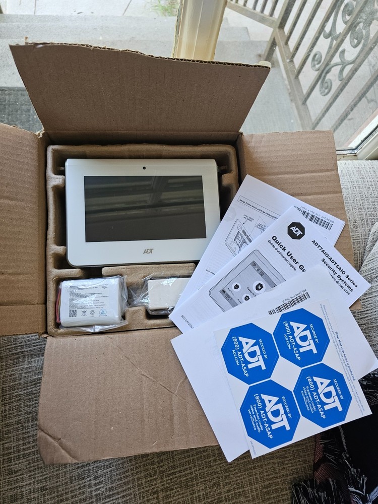 ADT Resideo ADT7AIO-4 7″ All-In-One Touchscreen Panel Alarm System New Open Box