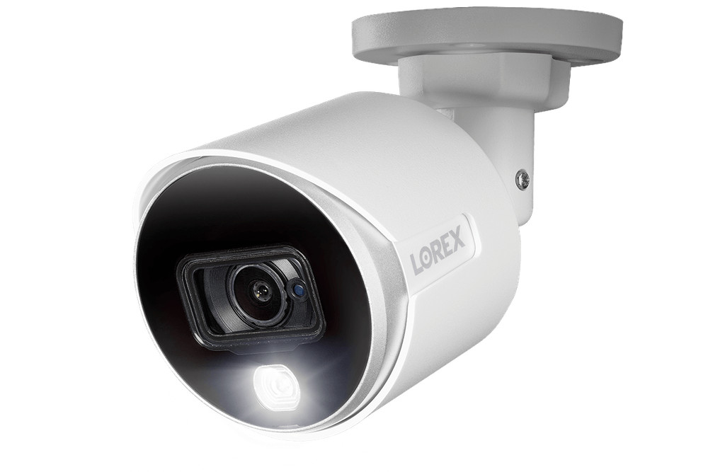 Lorex C882DA 4K Ultra HD Analog Active Deterrence Bullet, Camera Only(M.Ref)