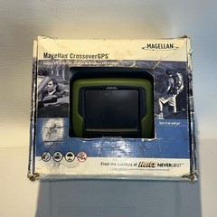 Magellan Crossover GPS 3.5″ LCD Touch Screen Topo Continental United States