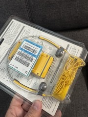 Factory Sealed!!! SONY SRF-4 FM YELLOW SPORTS STEREO WALKMAN PORTABLE RADIO