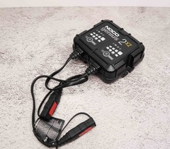 NOCO GENIUS2X2 2-Bank 4A 6V/12V Smart Battery Charger ISSUE