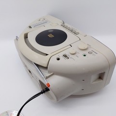 Sony CFD-21 AM/FM Radio Mega Bass CD Player Boombox Tested CD Yes, Tape No