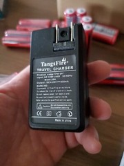 50 Ultrafire BRC 3000 Mah 3.7 Volt Lithium Ion Batterys & 25 Chargers
