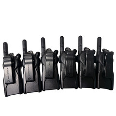 Motorola CLS1410 – 4 Channel UHF Two-Way Radio with Belt Clip and batteries
