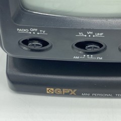 GPX 1993 Mini TV Black & White Television AM/FM Radio w/ Power Cord – Works
