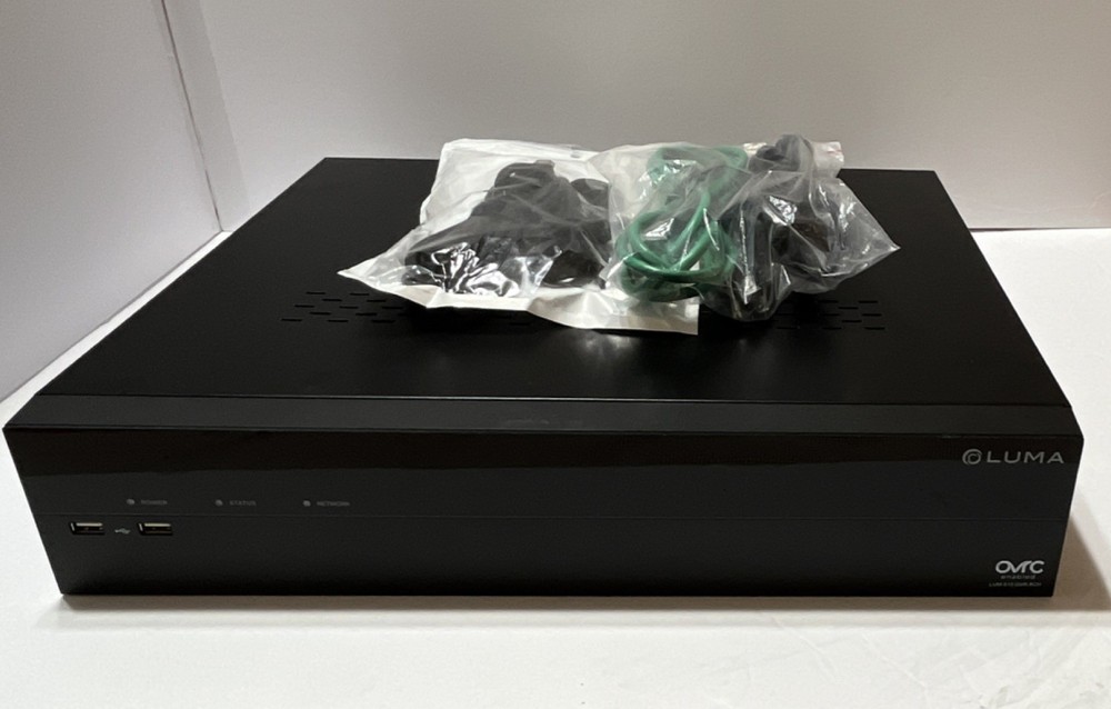 Luma LUM-310-DVR-8CH-0T 8-Channel NVR w/4TB WD Purple HDD-eSATA,HDMI,LAN Cables
