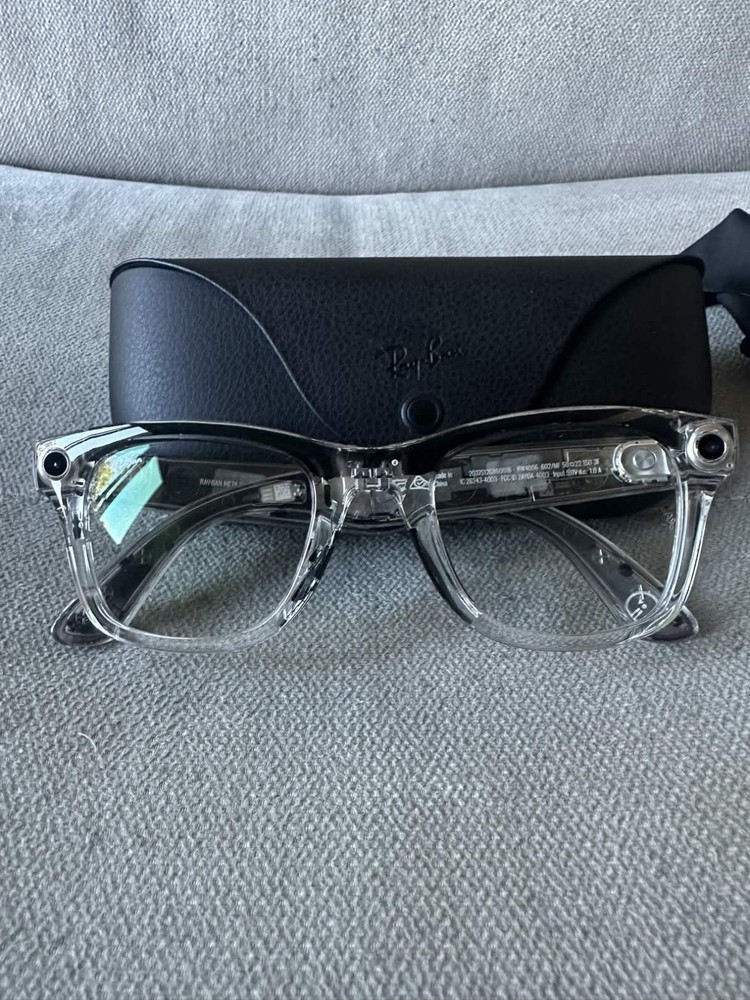 rayban meta wayfarer gen 1 – limited edition clear sapphire