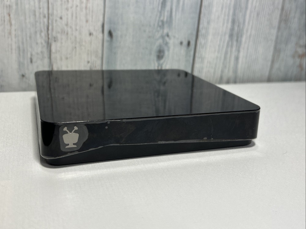 Tivo Mini Vox Model TCDA95000 – Powers On – As-Is *No Power Cable *No Remote Con