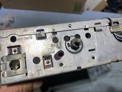 1970’s Ford F Series TRUCK Bronco + Car AM/FM Radio 6A-D6DF-19A171-A