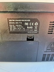 AM FM Portable Radio Battery Operated by 4X D Cell Batteries or AC Power Transis