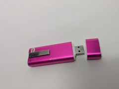 Centon Craze 8GB USB MP3/FM Player Voice Recorder As Is LCD AKG