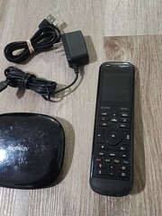 Logitech Harmony Elite Remote Control O-R0004 And Hub Set WORKS