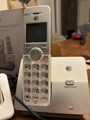 AT&T 2 Handset Cordless Home Phone System Caller ID Call Waiting Speakerphone