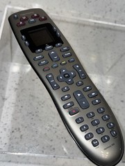 Logitech Harmony 650 Universal Advanced Remote Control with Silicon RemoteCover
