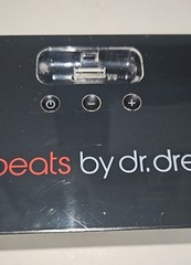 Beats by Dr. Dre Beatbox Portable Audio Dock Speaker Black Red
