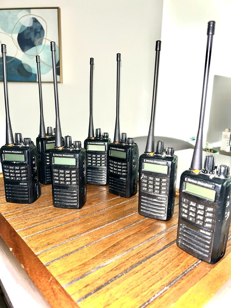 Package of 7/VERTEX Standard EVX-539 Two-Way Digital Analog UHF Display