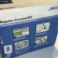 Magellan Crossover GPS 3.5″ LCD Touch Screen Topo Continental United States