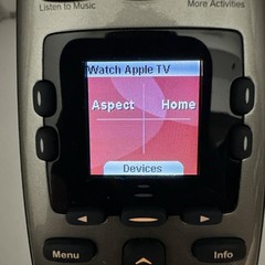 Logitech 915-000159 Harmony 650 Universal Color Screen Remote – Silver – Tested!