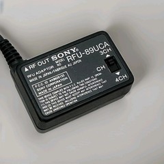 Sony RF Modulator For Watching Video 8 Camcorders Handycam TV RFU-89EA
