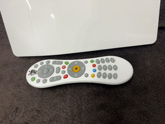 TiVo Bolt 500GB DVR – TCD849500 – Good Working Condition – Remote Only