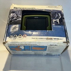 Magellan Crossover GPS 3.5″ LCD Touch Screen Topo Continental United States