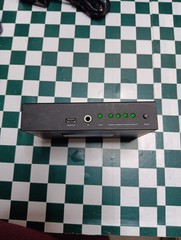 Vanco 280704 HDMI 1 x 4 Splitter/Extender