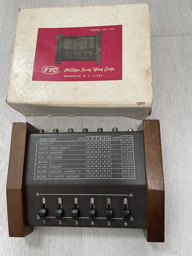 6 Way Switcher F Connector In . RCA Out ***L@@K***