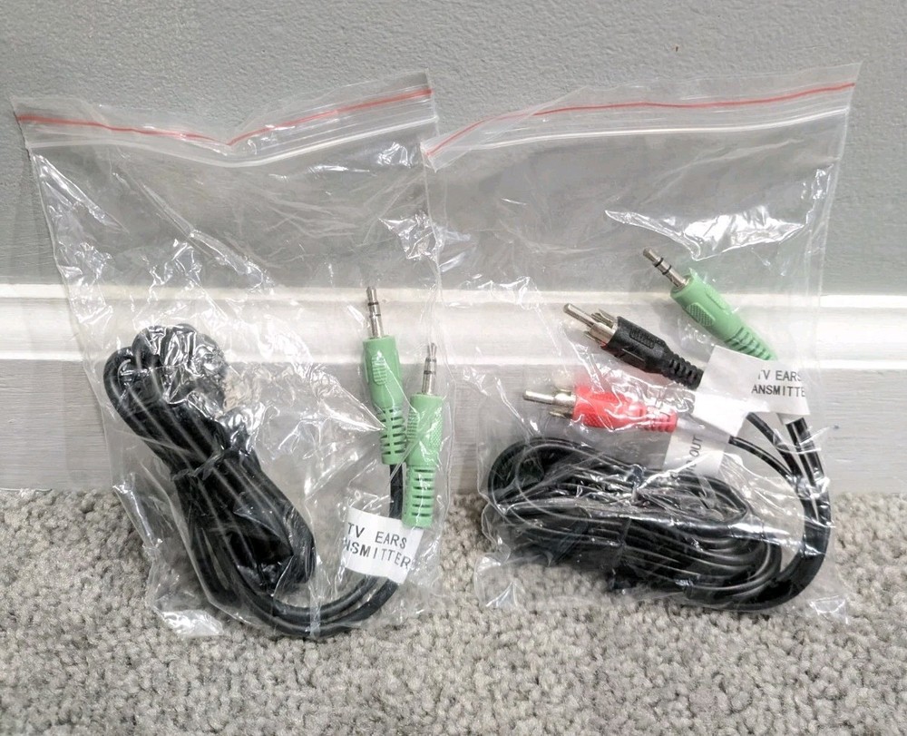 TV Ears RCA Analog Audio Cord Transmitter Analog Audio Out 2 Lot Cables NEW