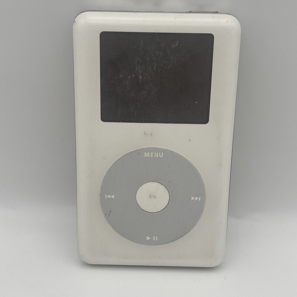 Apple iPod MP102 HP INVENT 4th Generation (20 GB) White – NO POWER – FOR PARTS