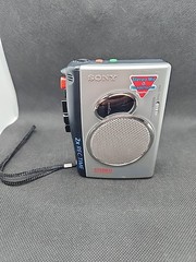 Sony TCS-30D Stereo Recording Walkman Internal Mic/Speaker 2x Speed WORKING!