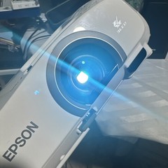 Epson PowerLite Home Cinema 2030 2D/3D 1080p 3LCD Projector -Lamp Runtime: