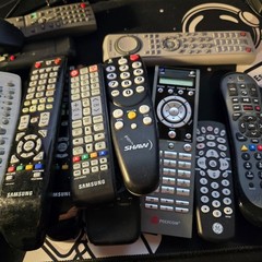 Lot Of 31 Remote Controls – Various Brands, Sony, Zenith, Samsung, LG Work