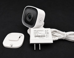 Alarm.com ADC-V515 1080p Indoor WiFi Security Camera Tested Reset Power Adaptor