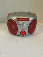 Vintage Mini Portable AM/FM Battery Operated Radio•Super Cute•6 Inches•WORKS